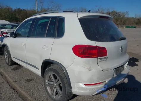 2017 Volkswagen Tiguan 2.0T Sport z USA, uszkodzony, nr VIN WVGTV7AX2HK028834